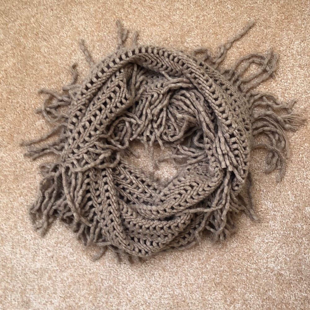 NWT! Brown fringe infinity scarf